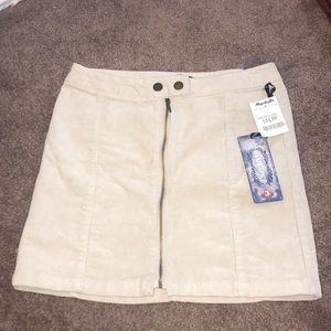 CREAM COLOR CORDUROY SKIRT